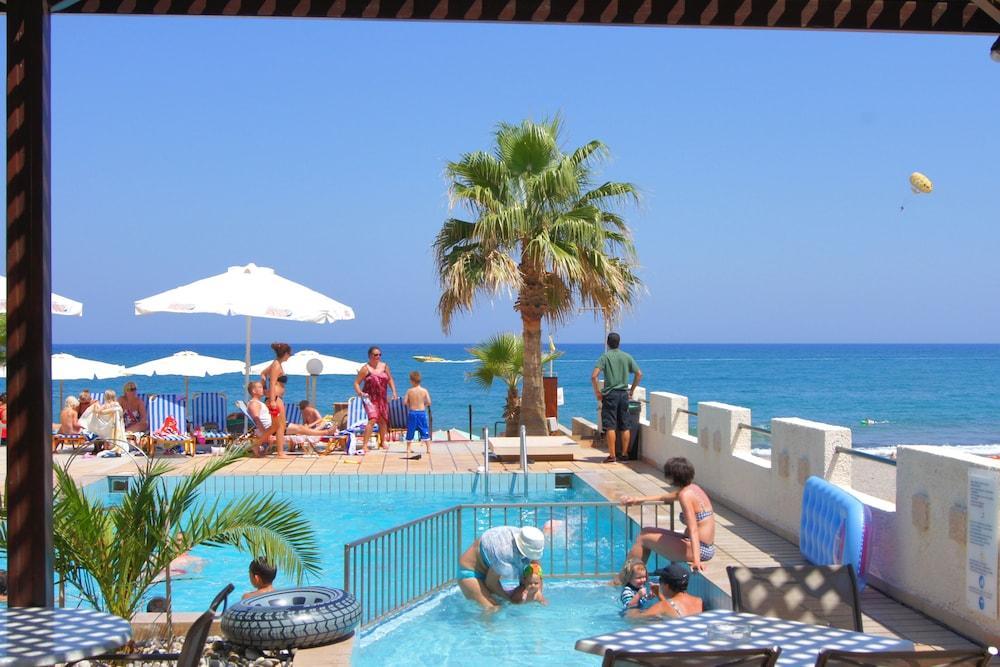 Seafront Beach Hotel Apartments Réthymnon Extérieur photo