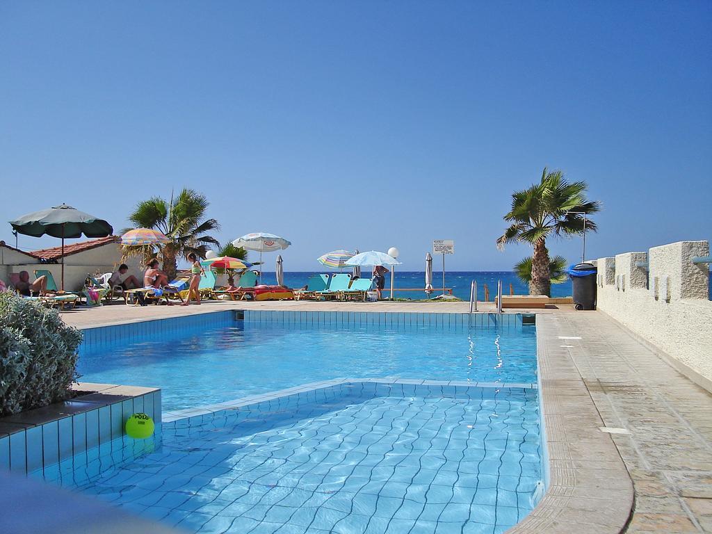 Seafront Beach Hotel Apartments Réthymnon Extérieur photo